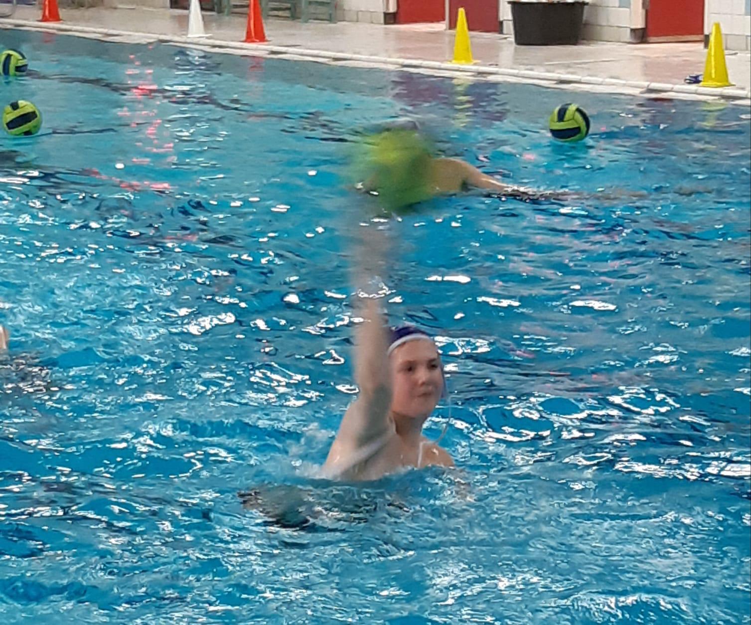 Waterpolo Vereniging Barendrecht vs De Treffers HC - 8 maart 2020